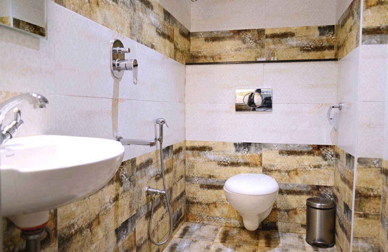 Hotel Tr Residency Pondicherry Esterno foto